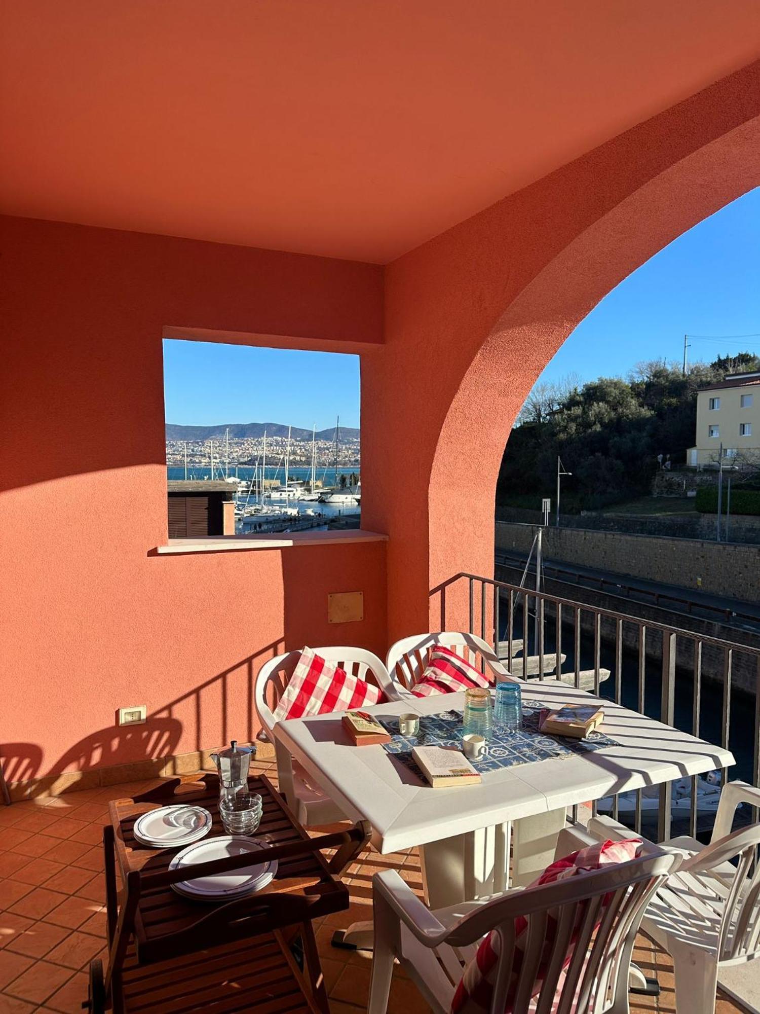 Apartment Giulia Muggia Exterior foto